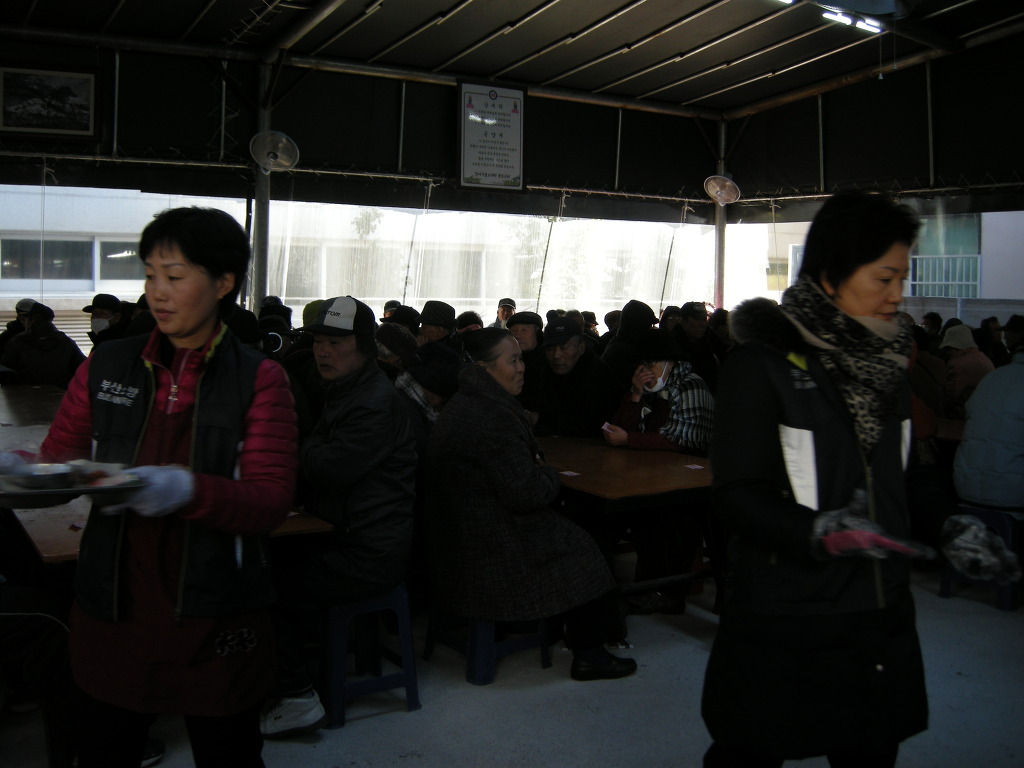 청룡초등학교급식소 이미지