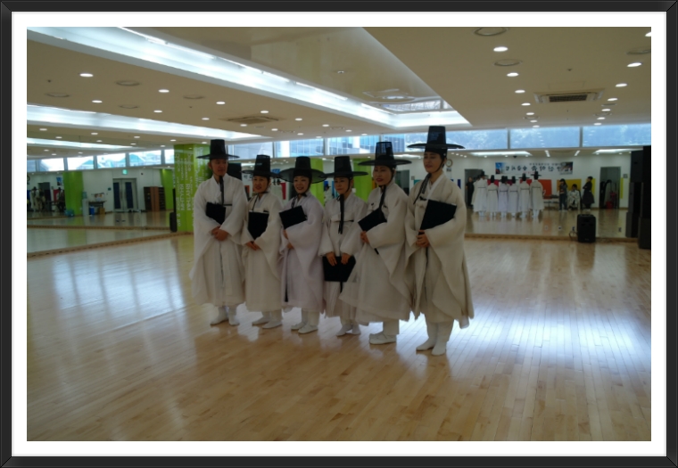 사단법인 양산학춤보존회 이미지
