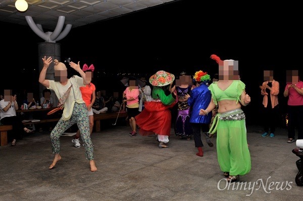 일개 연예인 발언에 국정감사까지 들먹이며 명예 운운하는 국군 클라스 | 인스티즈