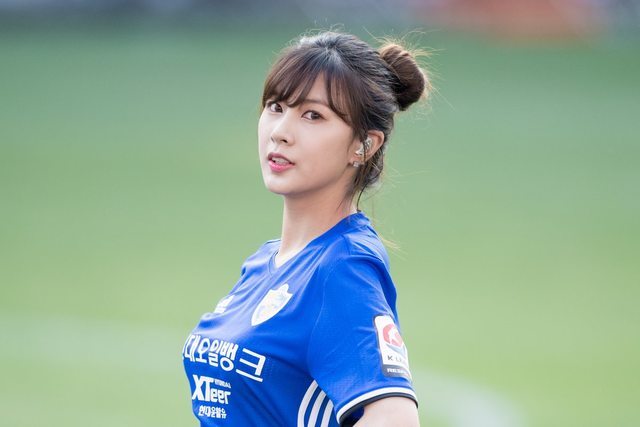 울산 유니폼 입은 하영이.jpg | 인스티즈