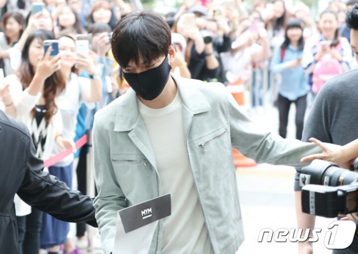 오늘자 이민호 | 인스티즈