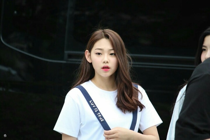 짱덕은 겁나 터지는 은근히 덕후몰이에 약한 아이오아이 멤버 | 인스티즈