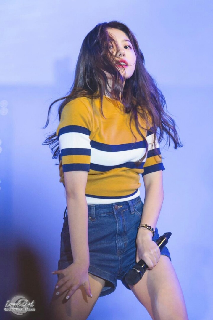 이젠 섹시란 말이 어울리는 김소혜 | 인스티즈