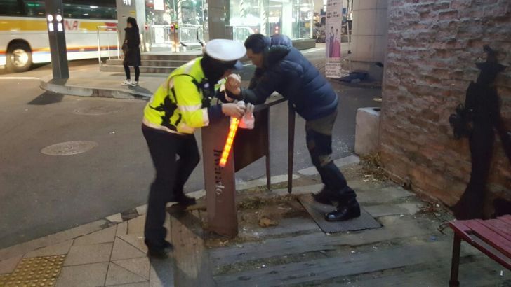 시위 과잉진압(?) .jpg | 인스티즈