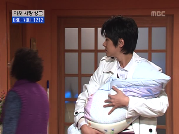 [거침없이하이킥] 솥뚜껑 나문희 여사와 박해미의 김장대결.jpg | 인스티즈