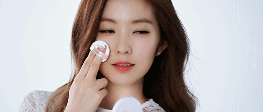 레드벨벳 화장품 광고.gif | 인스티즈
