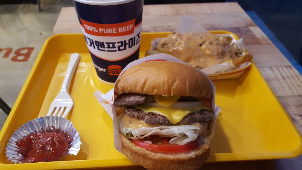 버거앤프라이즈 이미지