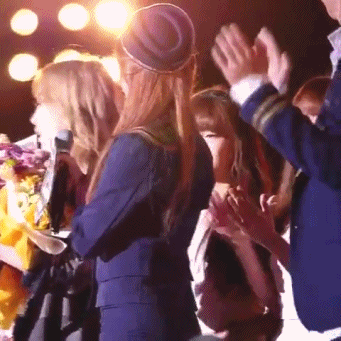 아이린: 놀라서 죄송합니다.gif | 인스티즈