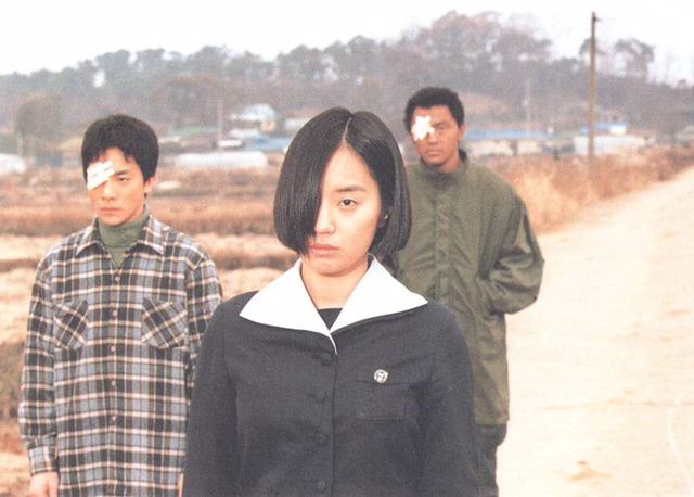 의견 확실히 갈리는 한 영화감독의 필모그래피.jpg | 인스티즈