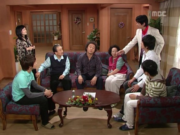 [거침없이하이킥] 박해미한테 못당하는 민용이 ㅋㅋㅋㅋㅋㅋㅋ.jpg | 인스티즈