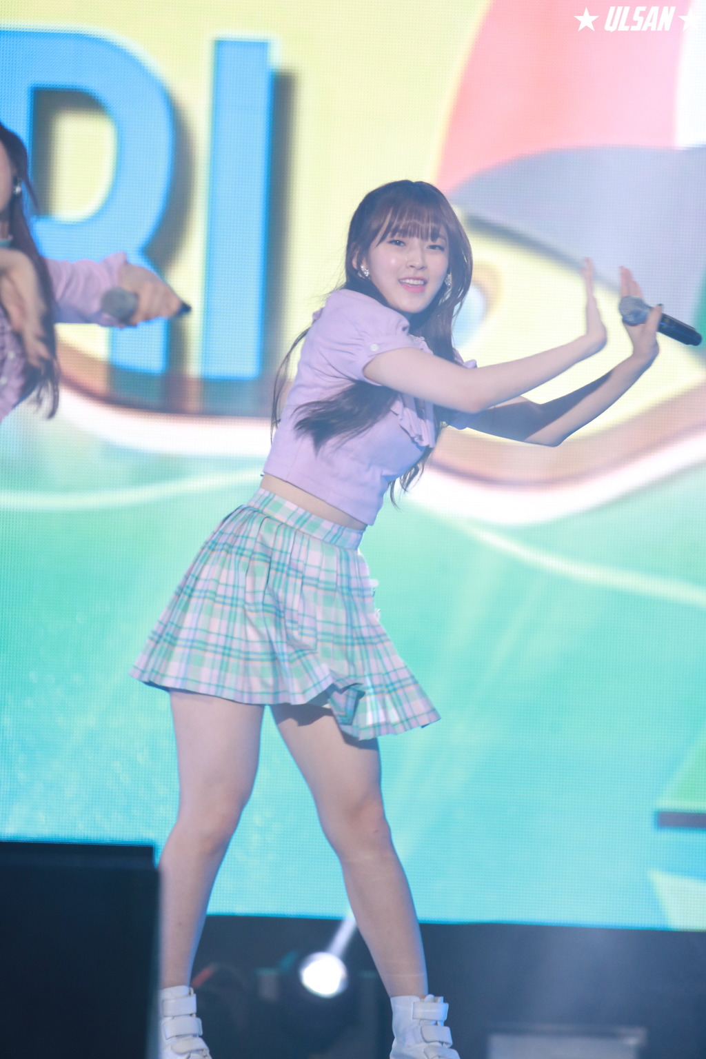 170714 울산 남다른 행복 콘서트 오마이걸 직찍.jpg | 인스티즈