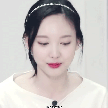 여덕 끌어모으는 트와이스 멤버 | 인스티즈