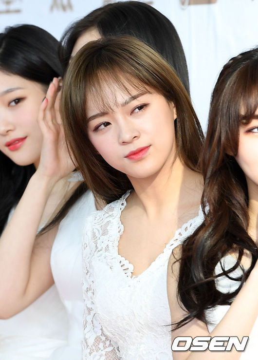 골든디스크 아이오아이 레드카펫 | 인스티즈