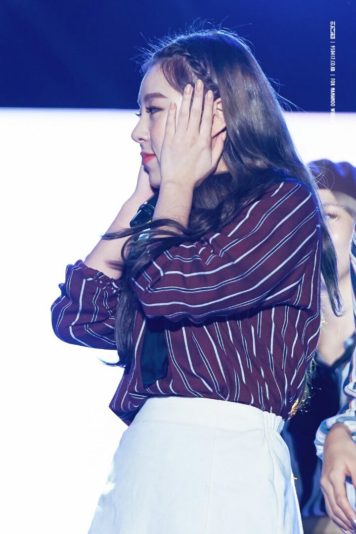 마마무 휘인 옆모습 | 인스티즈
