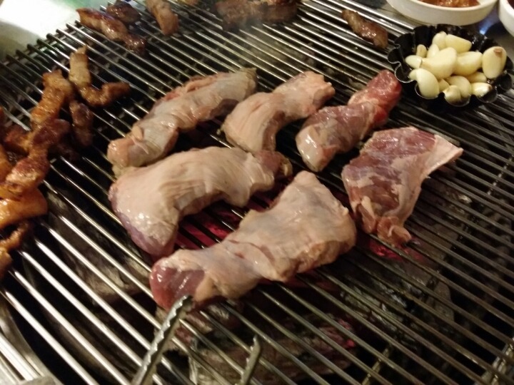 뚝방삼지창 이미지