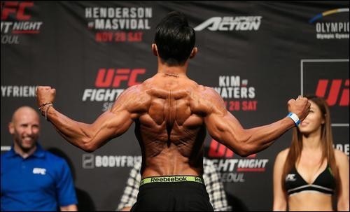 어느 42살 아재의 미친 몸 | 인스티즈