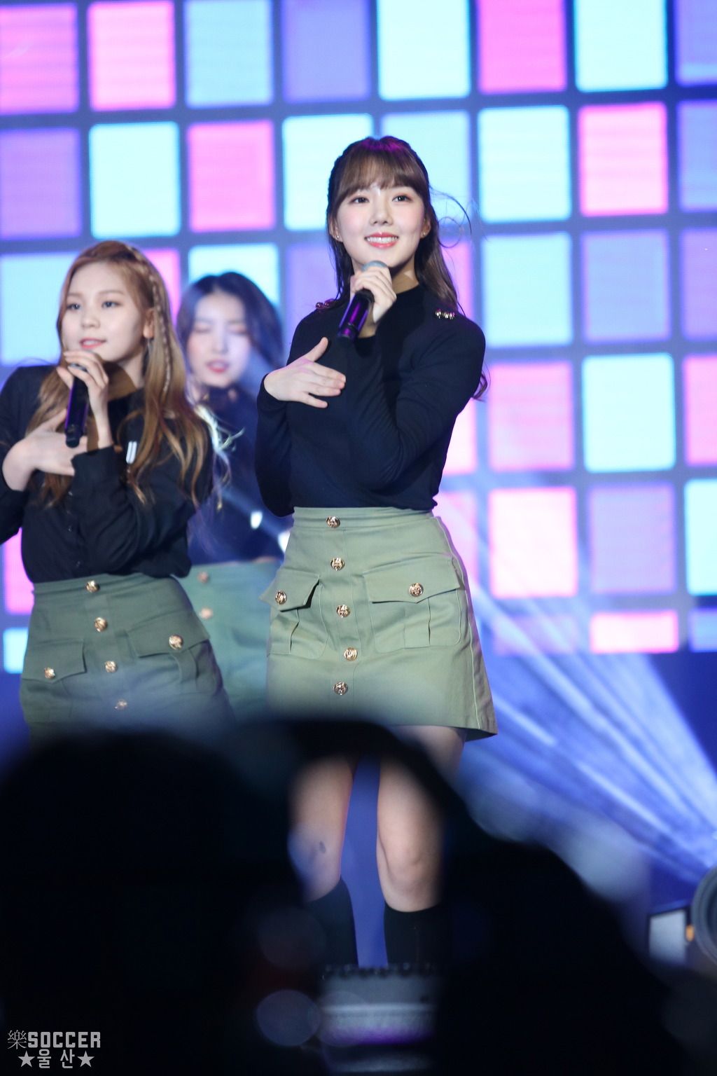 170513 양산리멤버가요제 여자친구 공연 직찍.jpg | 인스티즈