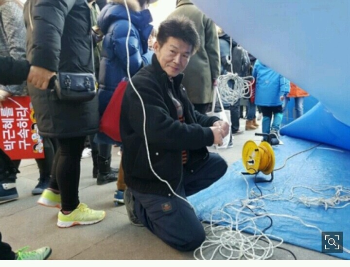 촛불집회 영웅들 | 인스티즈