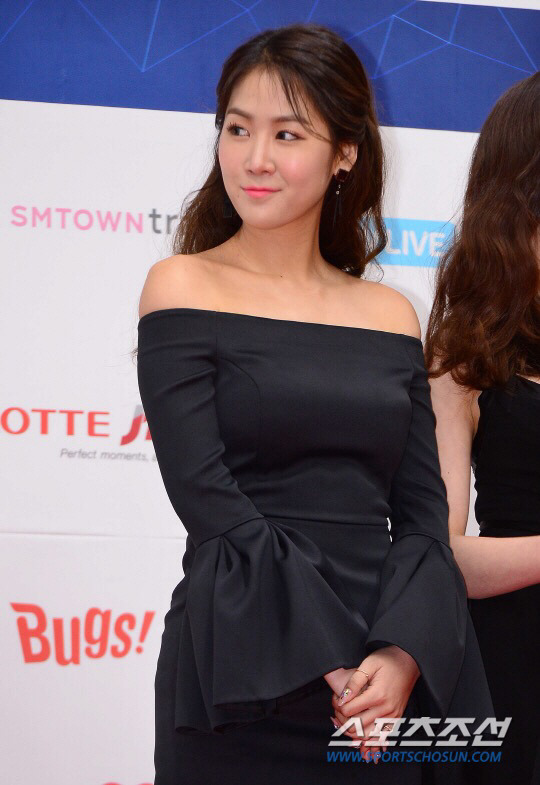 오늘자 시스타 | 인스티즈