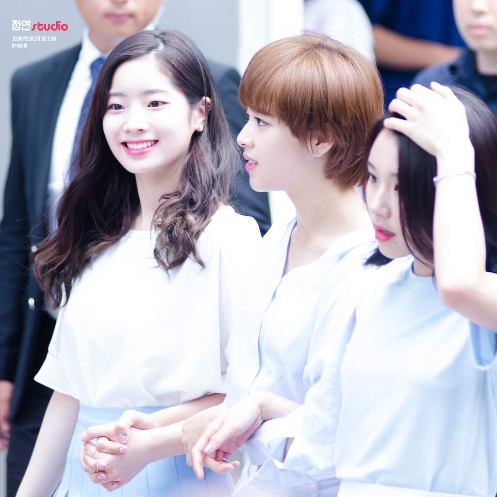 오늘자 트와이스 팬사인회 정연 | 인스티즈