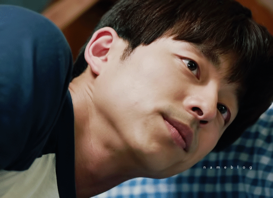 옷빨 쩌는 공유.jpg | 인스티즈