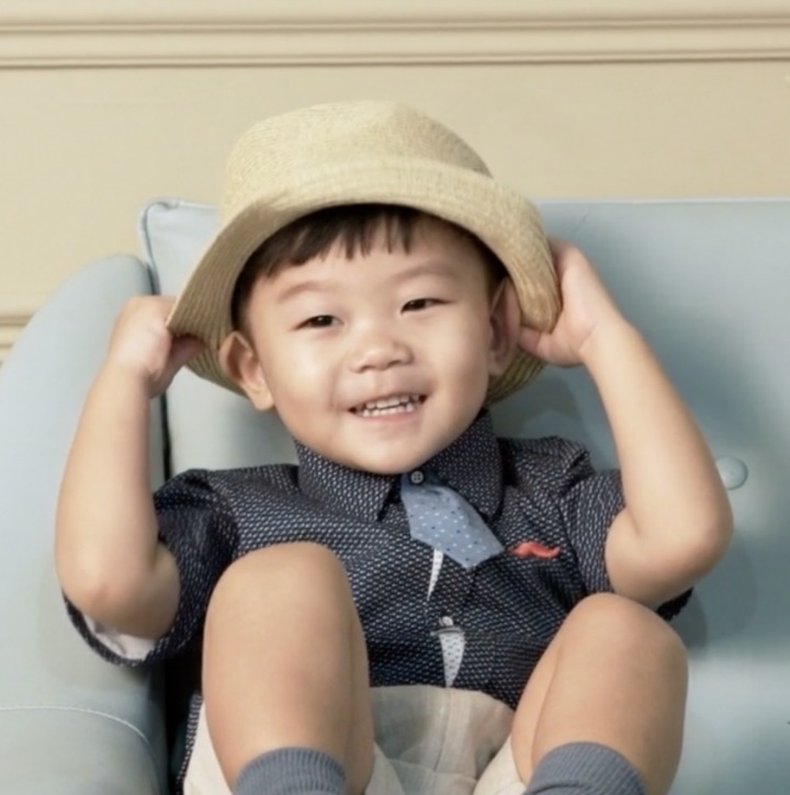 천상 연예인 매력 뽑내는 대박이 ㅎㄷㄷㄷㄷ.gif | 인스티즈