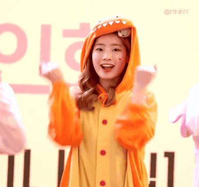 갈수록 미모가 발전하는 다현.gif | 인스티즈