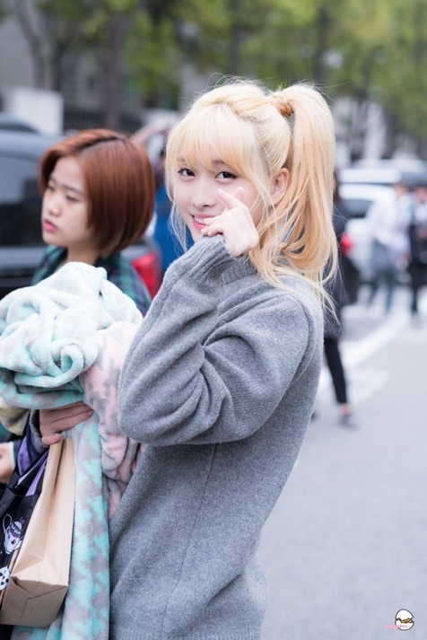 모모F 이미지