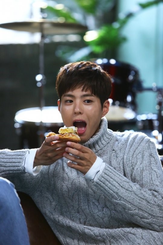 송중기 박보검 도미노 비하인드컷.jpg | 인스티즈