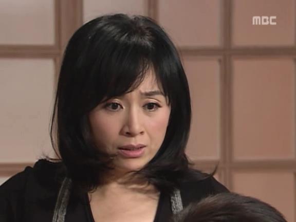 [거침없이하이킥] 민호가 유미랑 뽀뽀해서 충격받은 박해미 ㅋㅋㅋㅋㅋ.jpg | 인스티즈