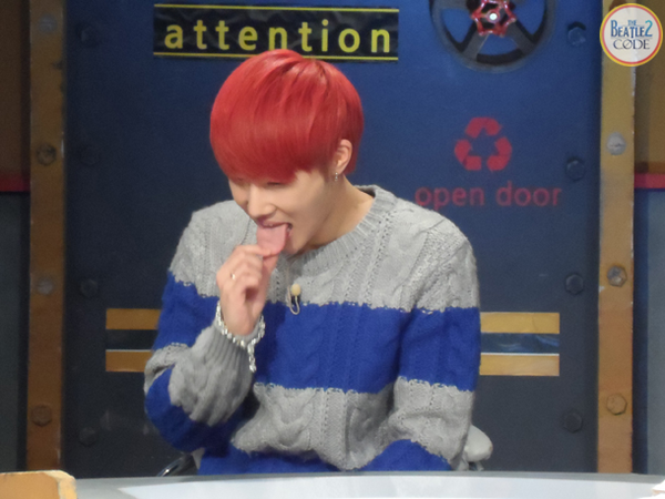 방송중 혀내미는 남자아이돌.jpg | 인스티즈