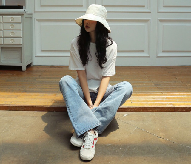 요즘 길거리에 점점 많이 보이는 바지 | 인스티즈