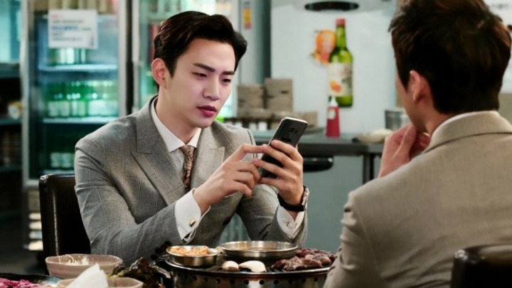 감독님께 약빤 애드립 이라 칭찬 받았다는 김과장 애드립 | 인스티즈