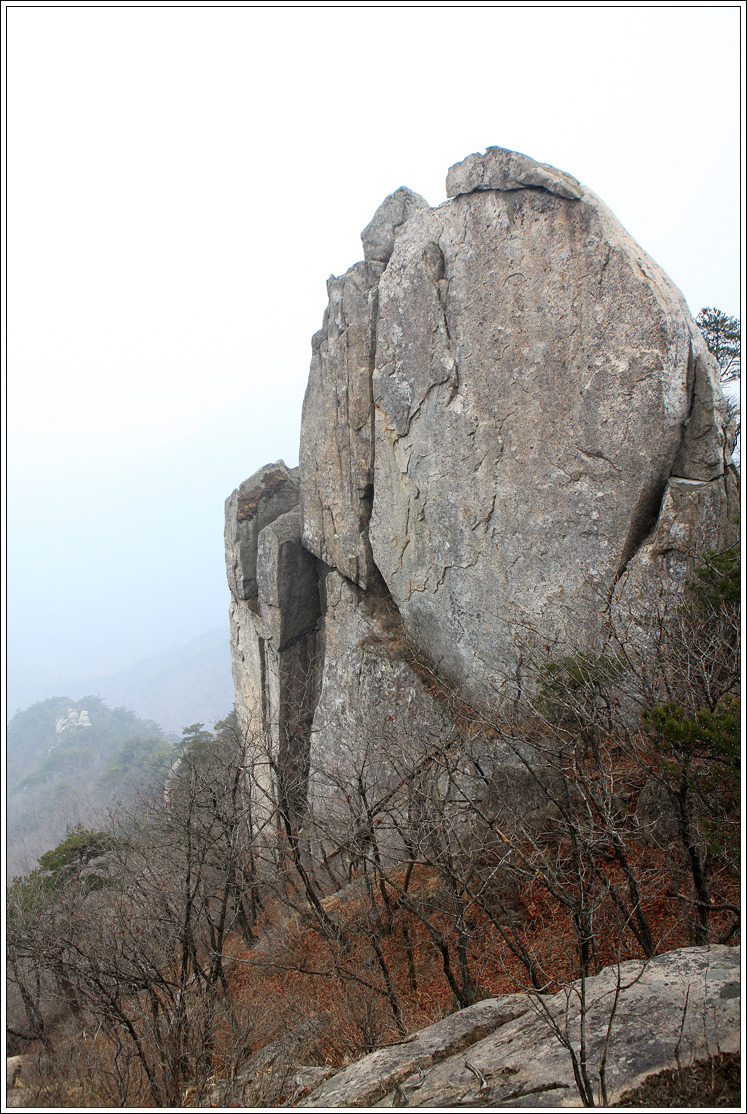 마귀할멈바위 이미지