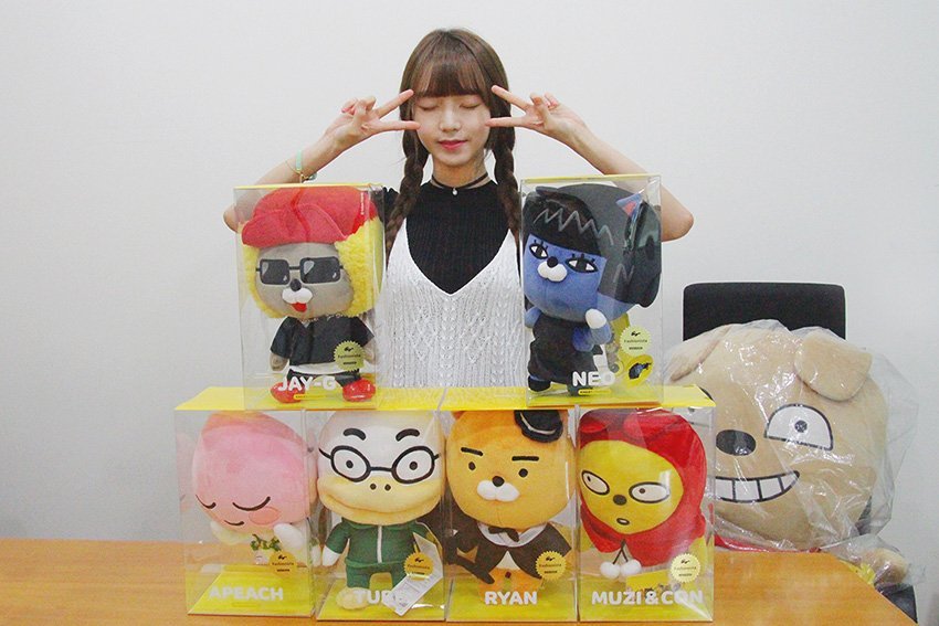 [프로듀스101] [김소희] 뮤직웍스 페이스북에 소희사진 떴따!!!!!!!! (선물인증) | 인스티즈