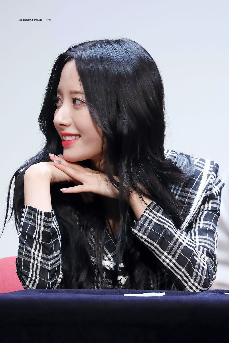 비쥬얼은 아이돌 톱클래스인 우주소녀 보나.jpg | 인스티즈