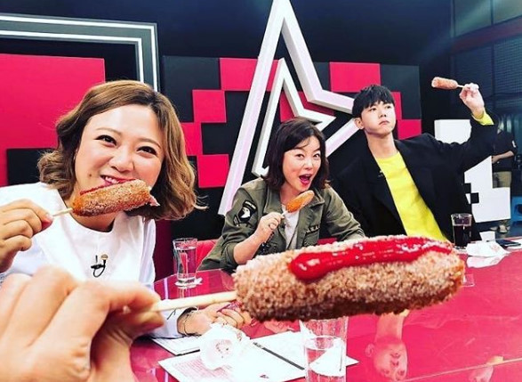 행복한핫도그 이미지