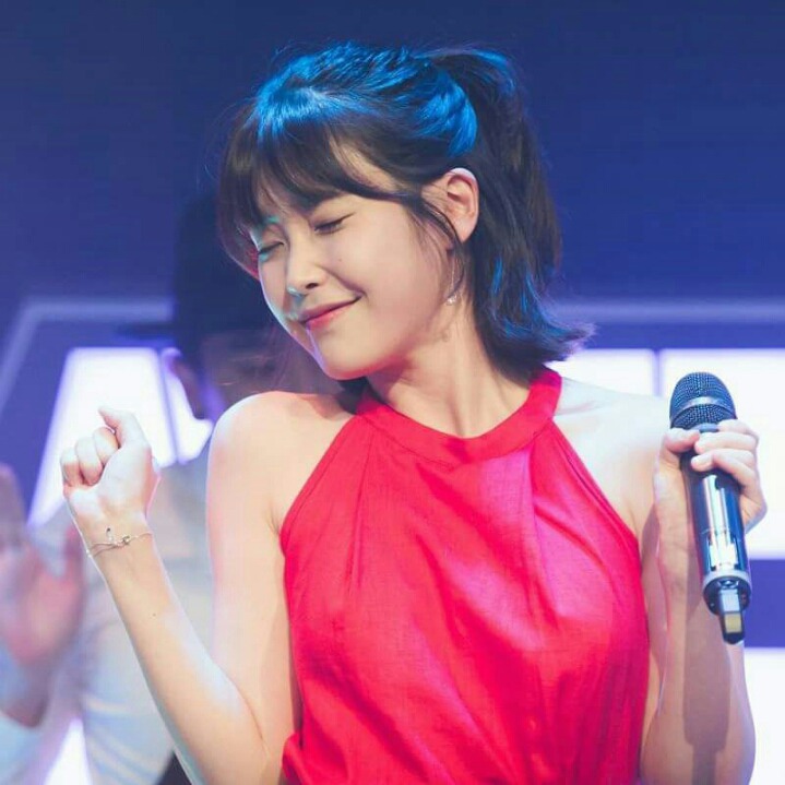 아이유 | 인스티즈