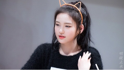 누군지는 모르지만 이쁘게 생겨서 저장한 신인 여자아이돌.jpg | 인스티즈