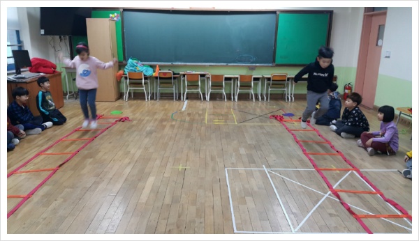작동초등학교 이미지