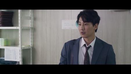 나에게만 그녀가 보이기 시작했다. 천우희 김남길 주연 ＜영화 어느날＞ 02 | 인스티즈