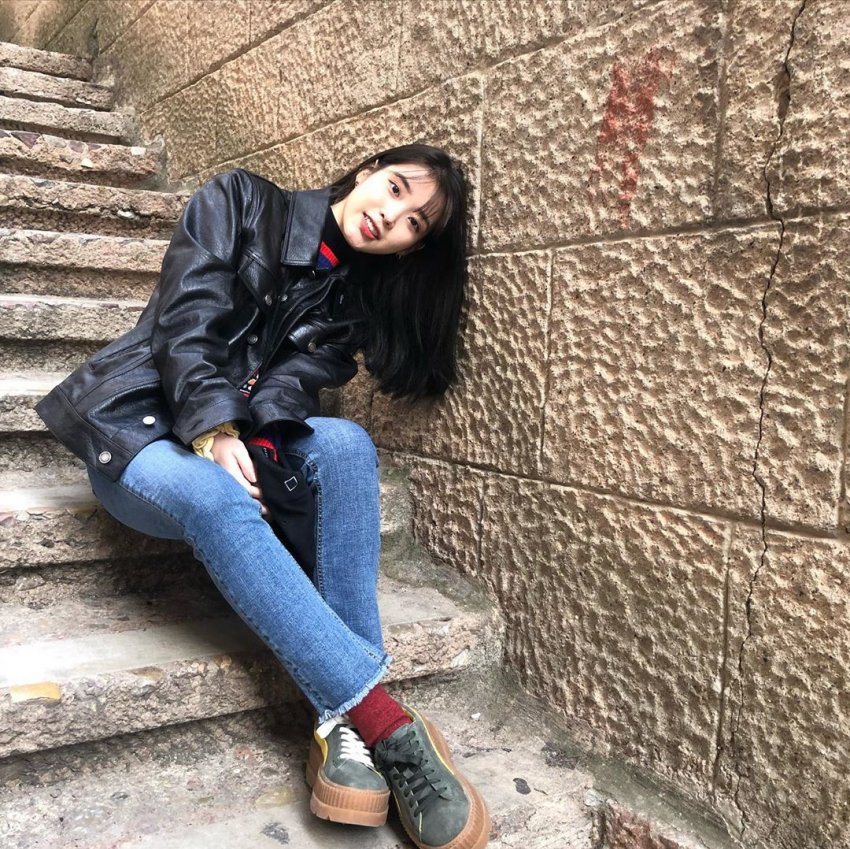 스페인 여행중 아이유 인스타 업데이트 | 인스티즈