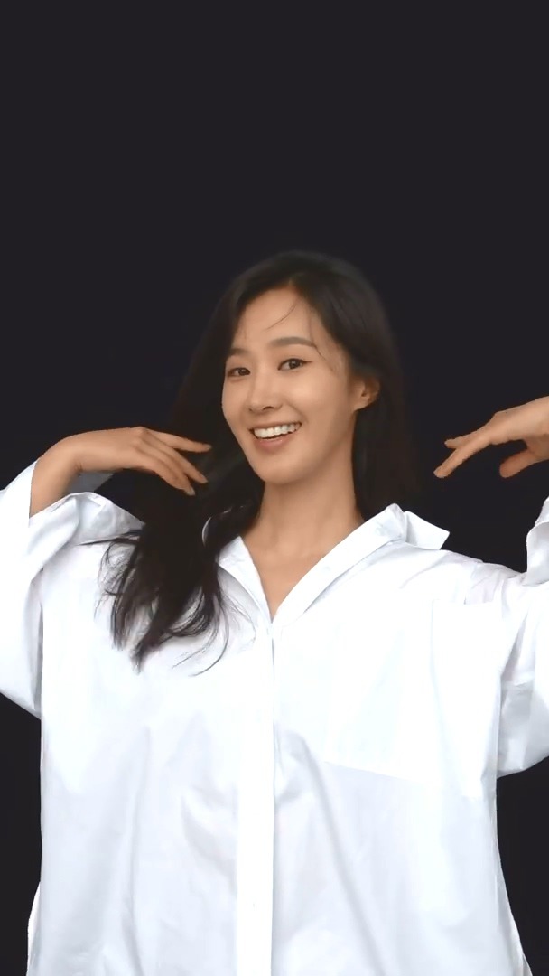 992950465F4A751B0179FD