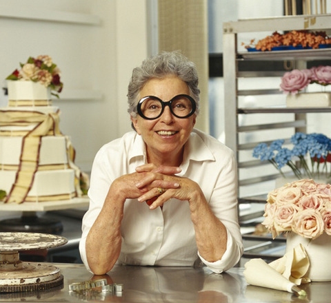 럭셔리 케이크 끝판왕 실비아 웨인스톡 | 인스티즈