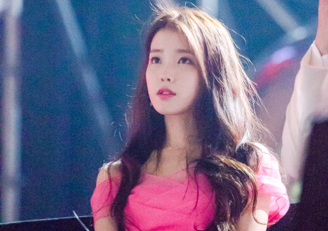 팬심은 진득한 동경이자 지독한 짝사랑이다 | 인스티즈