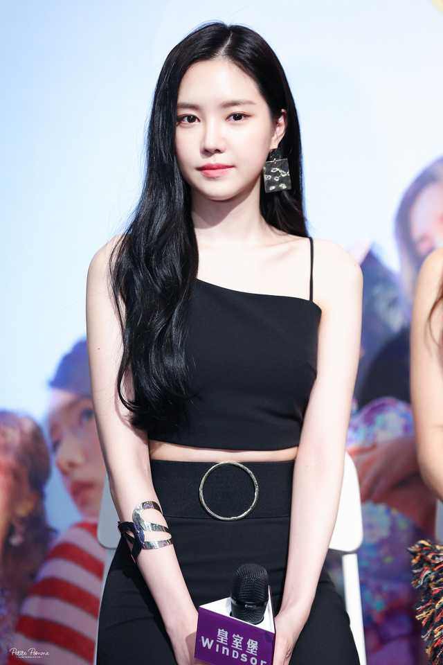 여전히 이쁜 에이핑크 손나은.jpg | 인스티즈