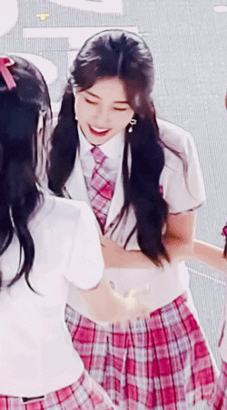 아이즈원 공식 변태 강혜원 | 인스티즈