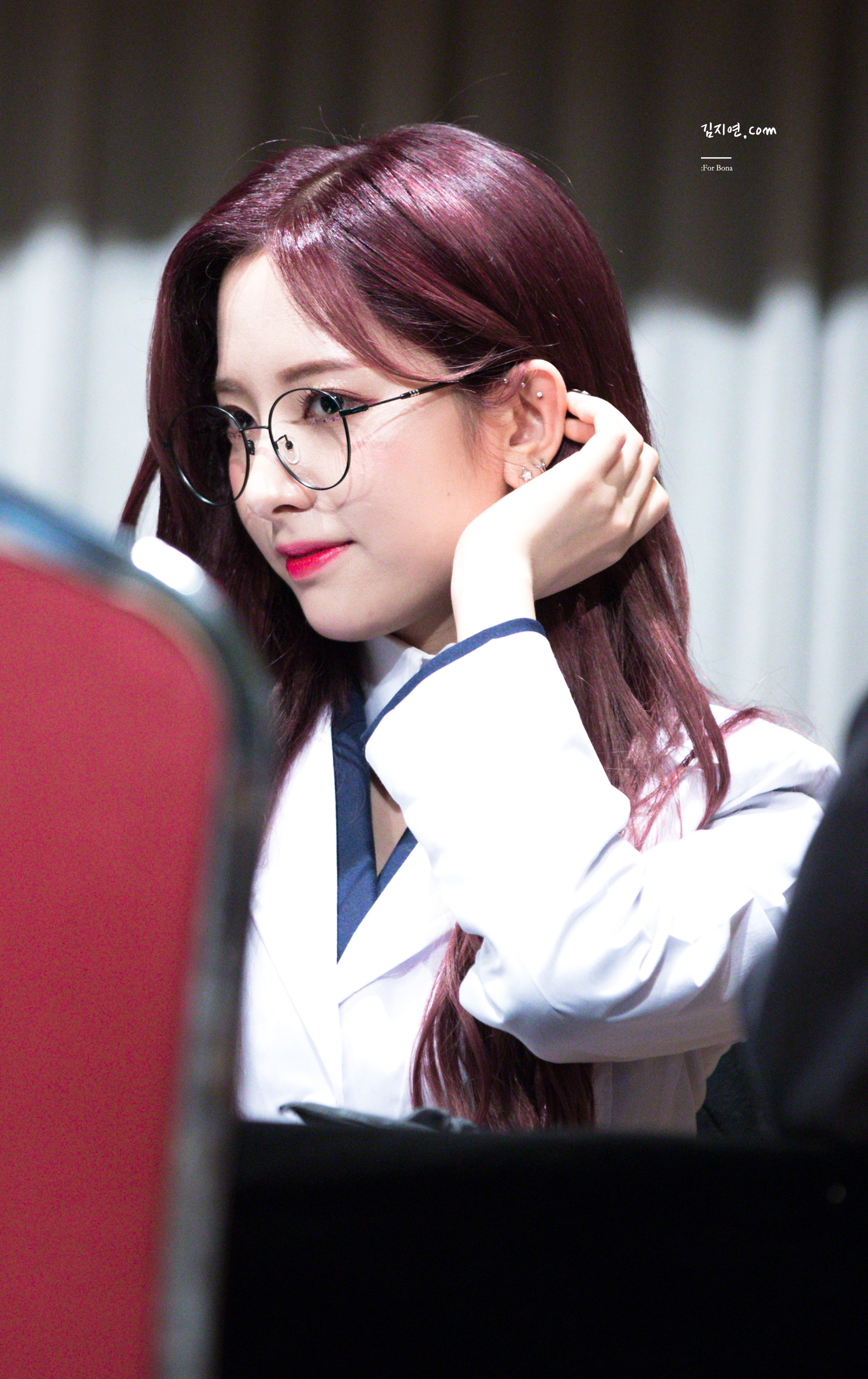고급지게 이쁜 우주소녀 보나.jpgif | 인스티즈