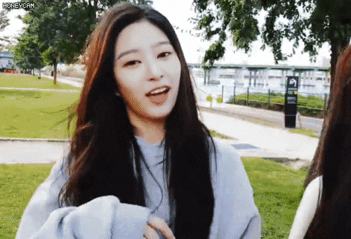 오늘 브이앱 하다가 실검에 떴다고 난리난 아이즈원.gif | 인스티즈