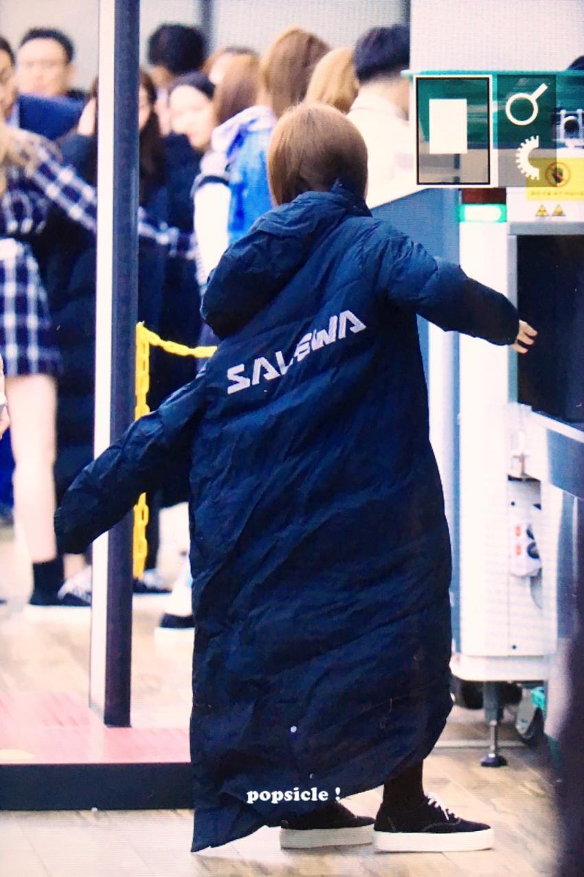 오늘자 제주도 출국 얼굴만은 최고인 나코.jpg | 인스티즈